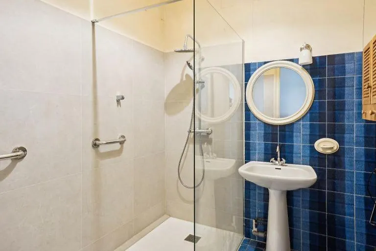 Haussmannien Apartment *